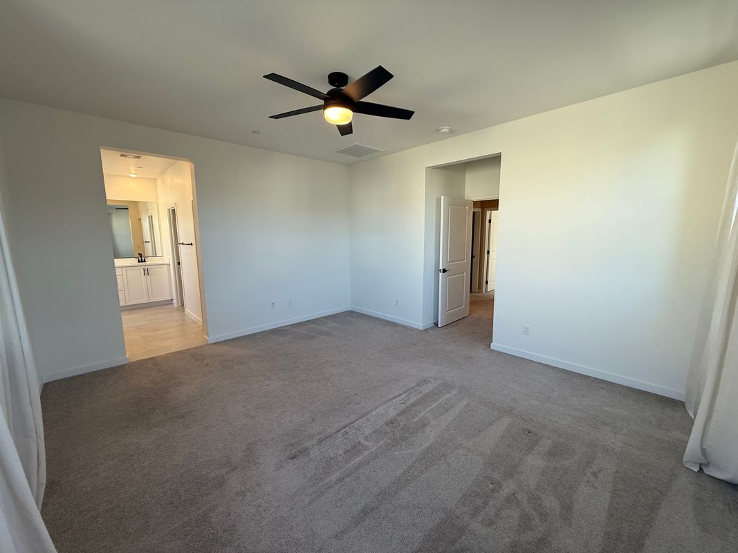 Building Photo - 4025 Spring Haven Ln