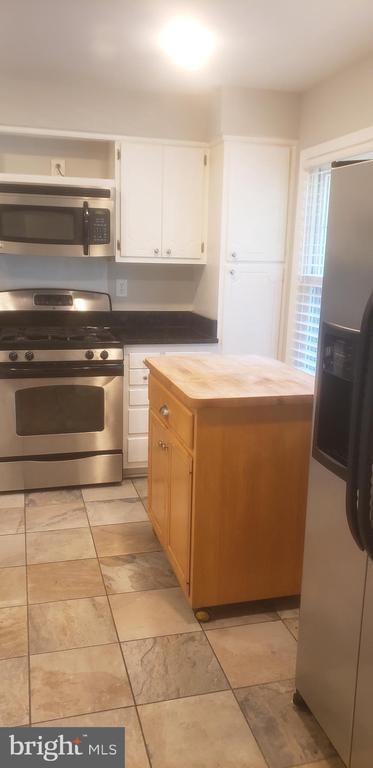 Building Photo - 9109 Barrick St