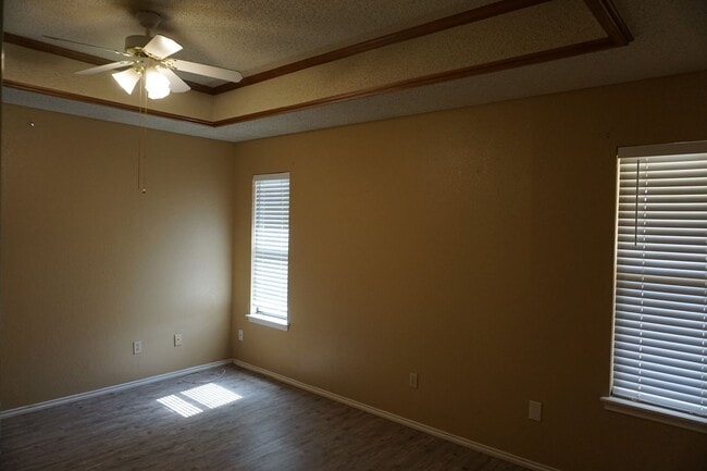 Building Photo - 1104 Homestead Dr