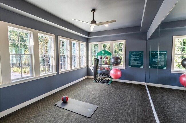 Building Photo - 3373 Fence Rd