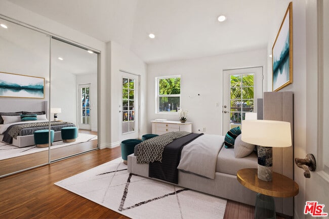 Building Photo - 2013 21st St