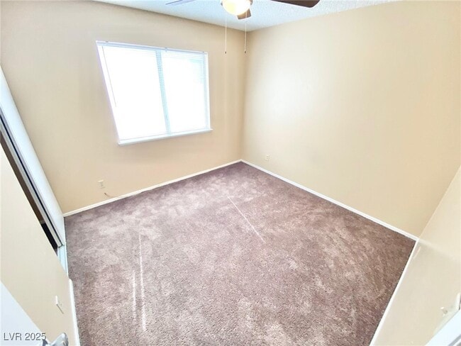 Building Photo - 4420 Faberge Ave