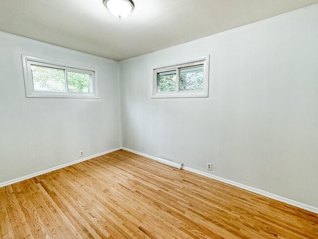 Building Photo - 4204 Northgate Dr NE