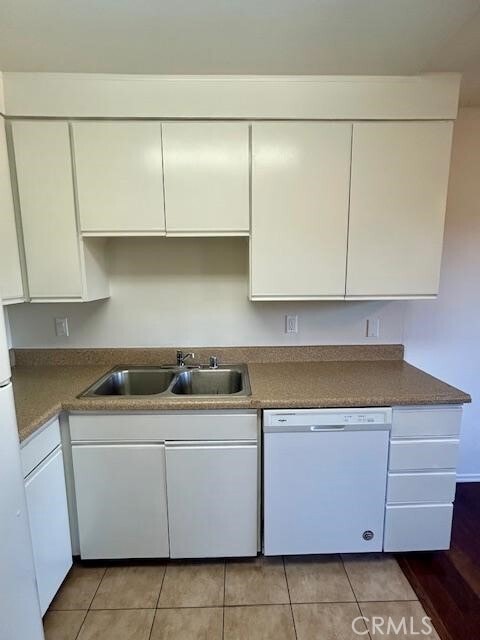 Building Photo - 5821 Sylmar Ave