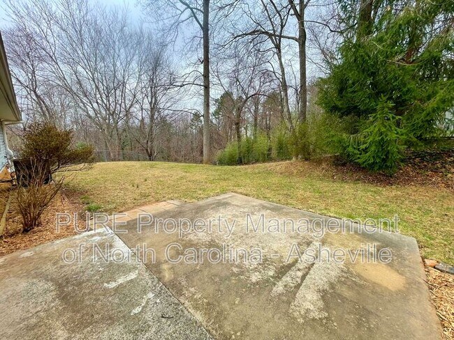 Building Photo - 68 Wake Robin Way