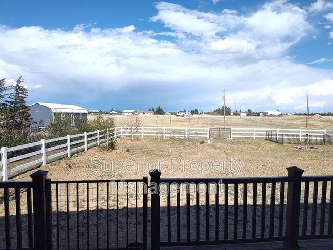 Building Photo - 8203 Stagecoach Rd