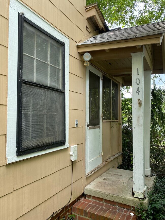 Primary Photo - 545.5 Call St
