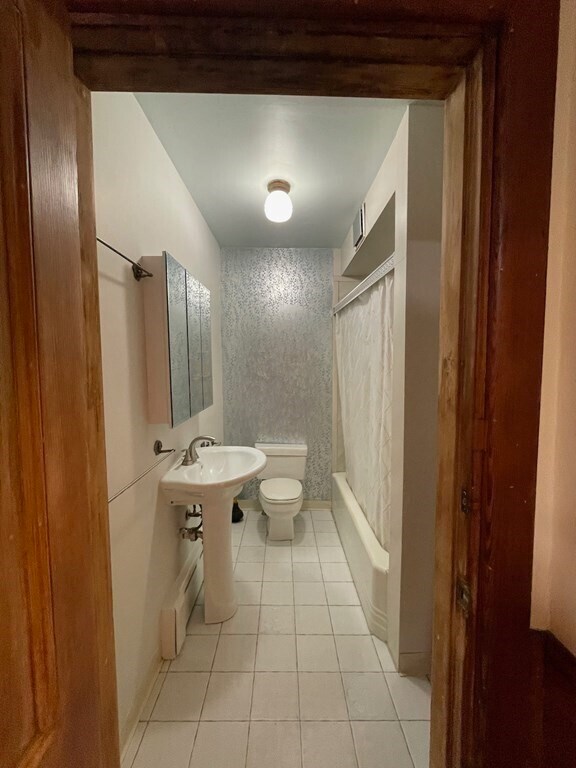 Building Photo - 34 Upton St