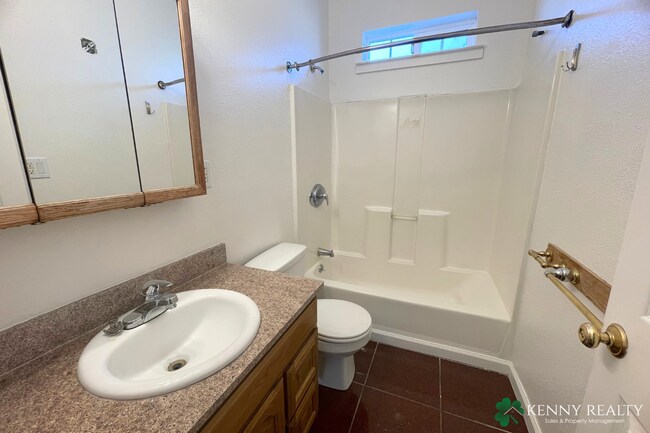 Building Photo - Spacious & Sunlit 5-Bedroom Retreat in the...