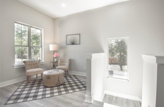 Building Photo - 14960 Wunderlich Dr