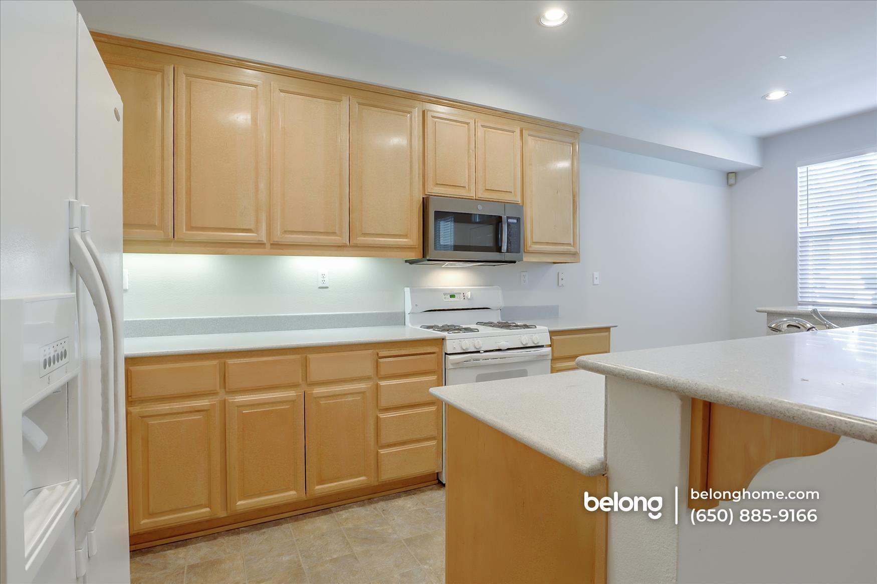 Building Photo - 292 Wildrose Common