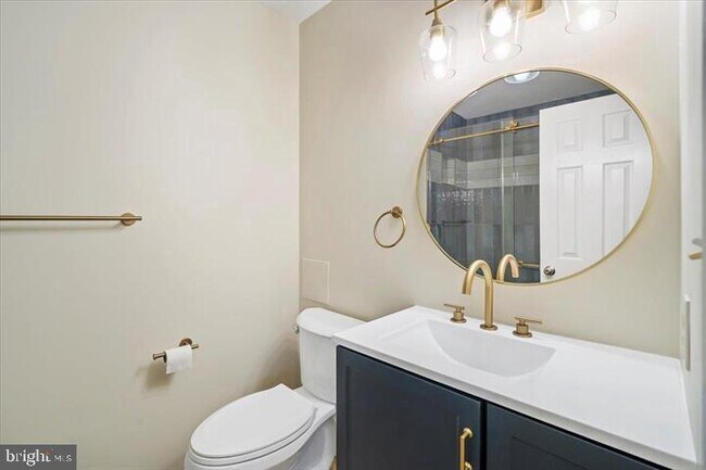 Building Photo - 10264 Redtail Ct