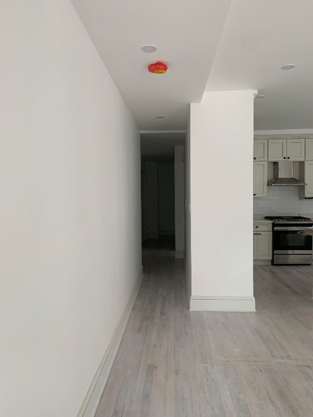 Building Photo - 768 Saratoga Ave