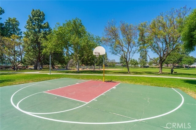 Building Photo - 112 N Avenida Palmera