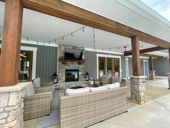 Building Photo - Heron | 3 Bed 2.5 Bath | Garage | 1800 sf | from $2759 All-Inclusive Rent Pricing | 6, 7, 8, 9, 1...