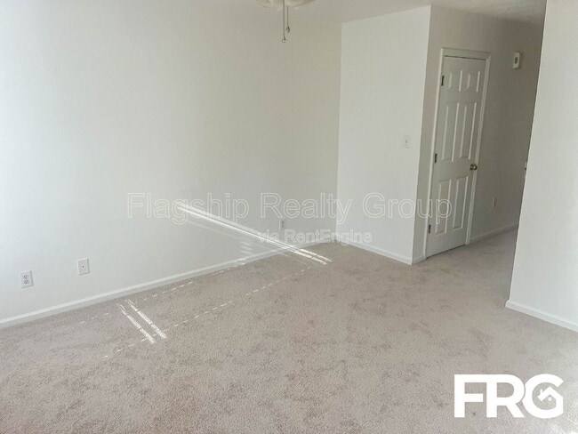 Building Photo - 4270 Williamsbrook Ln