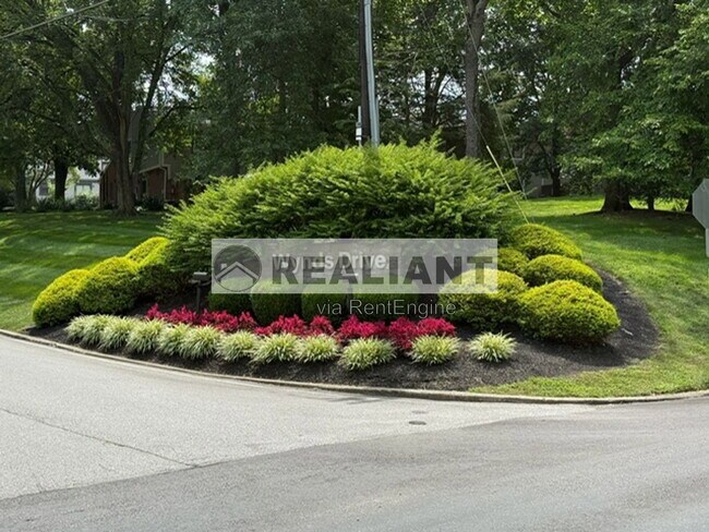 Building Photo - 6446 Linkview Ct