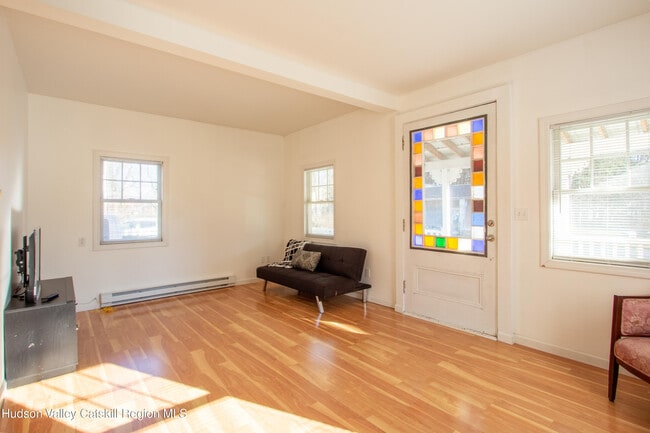 Building Photo - 2262 NY-66