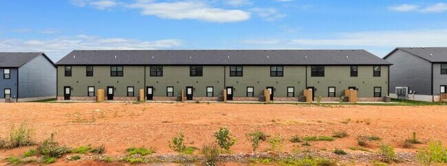 Building Photo - 305 Jonathan Wade Cir