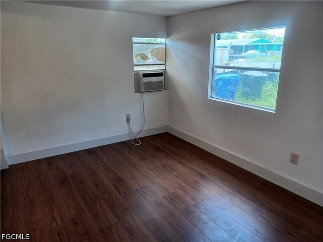 Building Photo - 1629 Pawnee St