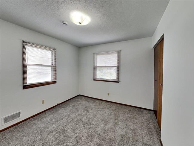 Building Photo - 8701 47th Ave N