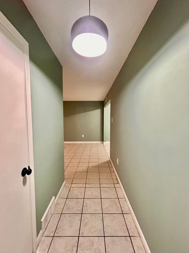 Building Photo - Newly Rehabbed Home in Raleigh - Open To Section 8