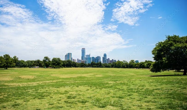 Building Photo - 2703 S 2nd St