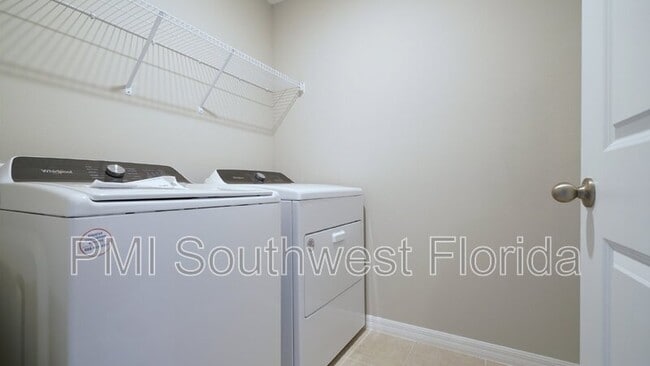 Building Photo - 5816 Ocean Isle Dr