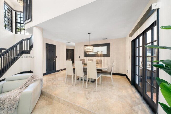 Building Photo - 5424 SW 154th Pl