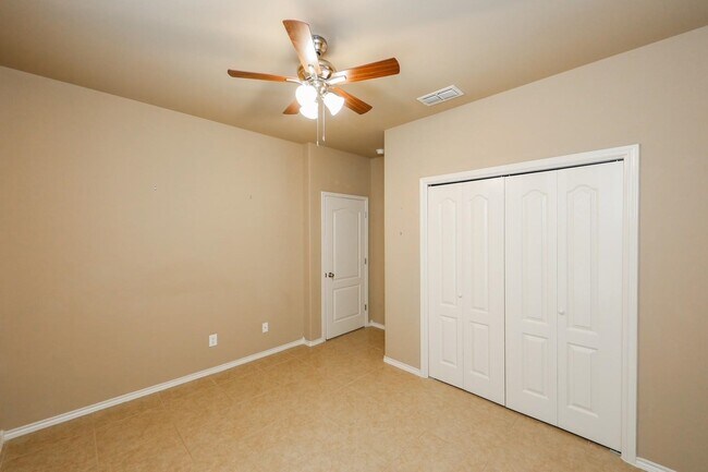 Building Photo - 117 Veracruz Dr