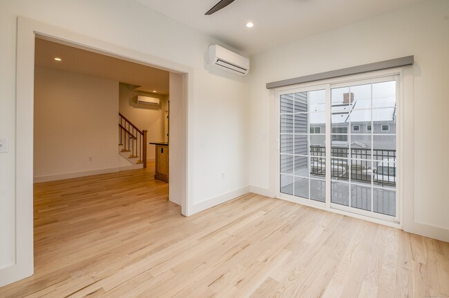 Building Photo - 2620 Main St