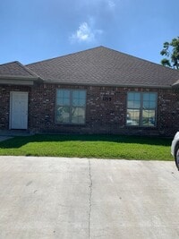 Building Photo - Apartment for lease