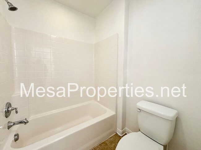 Building Photo - 12425 Deborah Pl