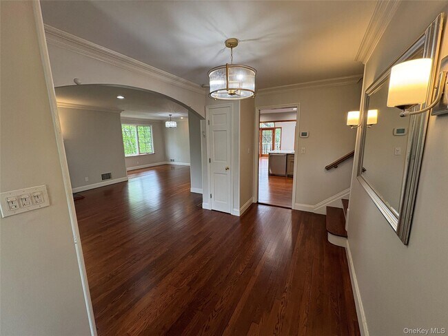Building Photo - 177 Puritan Dr