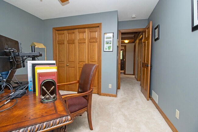 Building Photo - 2266 Copperfield Dr