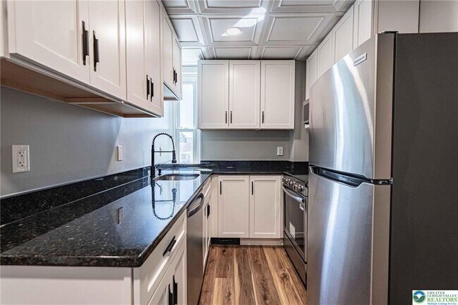 Building Photo - 34 E Washington Ave