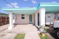 Building Photo - 531 NW 62nd Ave