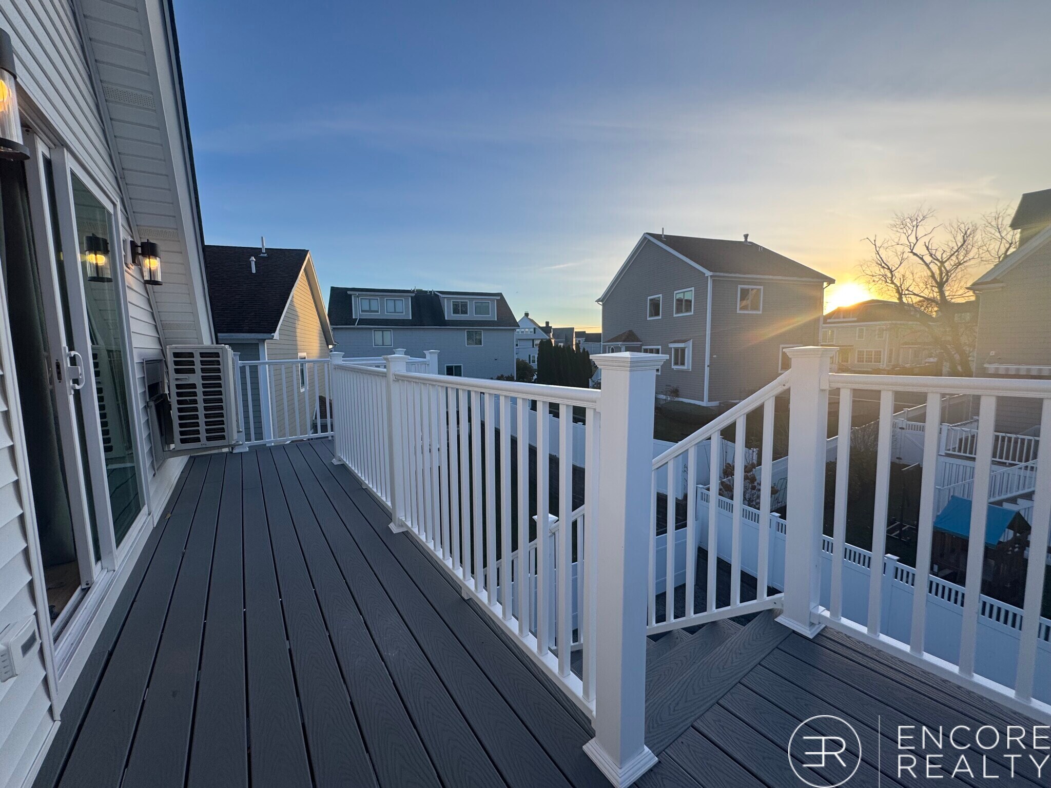 Building Photo - 12 Sewall Ave