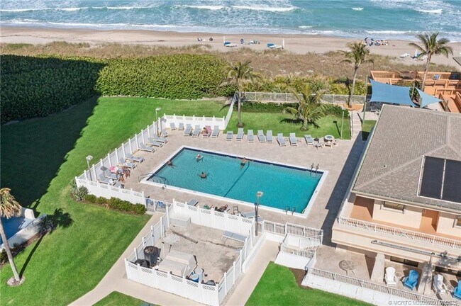Building Photo - 10600 S Ocean Dr