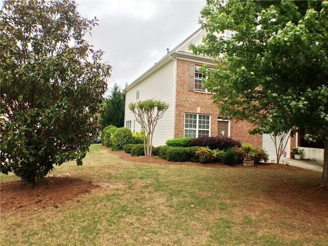 Building Photo - 400 Grayson Way