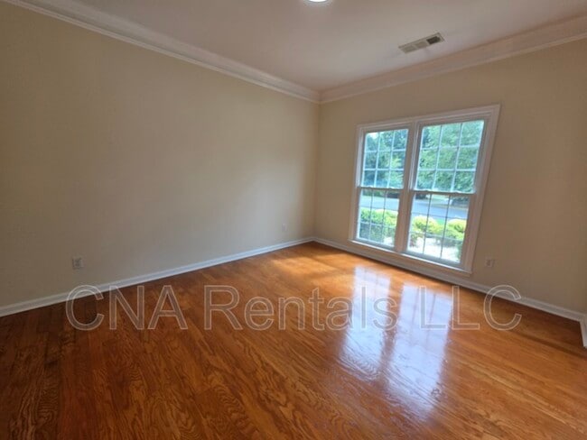 Building Photo - 1713 Paramore Pl NE