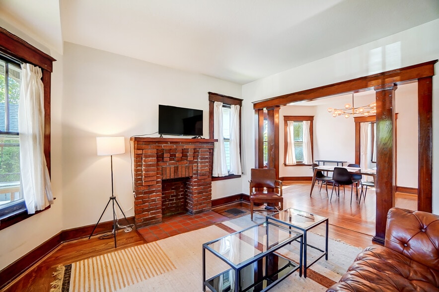 Building Photo - 3618 Herschel Ave