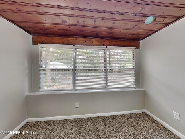 Building Photo - 6406 Harlow Blvd