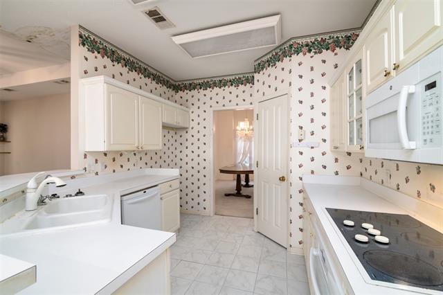 Building Photo - 4525 Teasley Ln