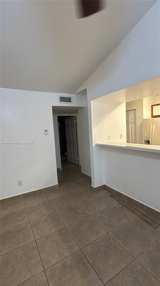 Building Photo - 15320 SW 106th Terrace