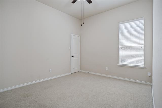 Building Photo - 9404 National Pines Dr