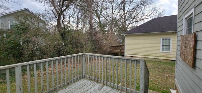 Building Photo - 1040 Smith St SW