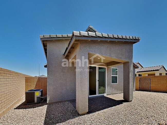 Building Photo - 525 Sacred Lotus Pl