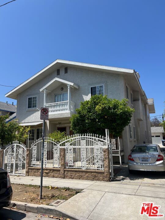 Primary Photo - 4621 1/2 Melbourne Ave