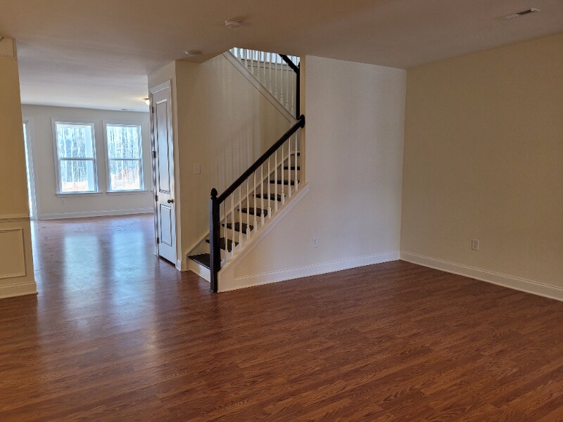 Building Photo - 904 Haybeck Ln